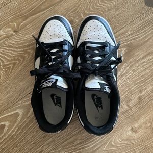 Nike panda dunk low women size 38/7.5??